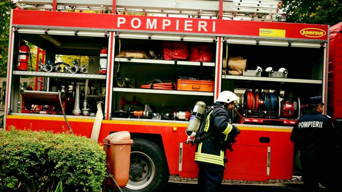 Pericol de intoxicare la Turda. Un rezervor avariat de clor a deversat gaz în atmosferă