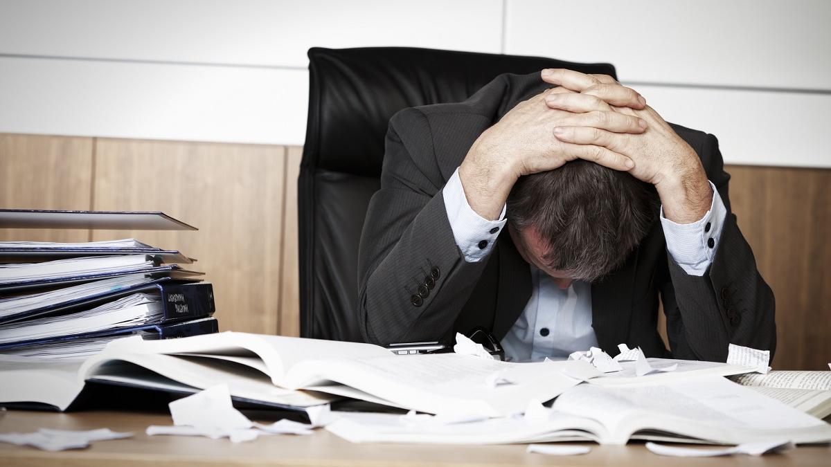 Managerii privați anunță concedieri