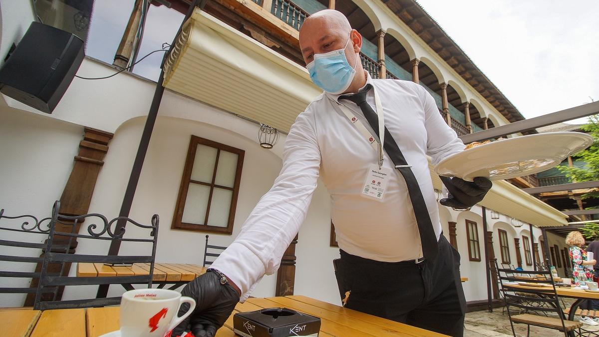 Paradoxul HORECA: șomaj și nevoie de personal