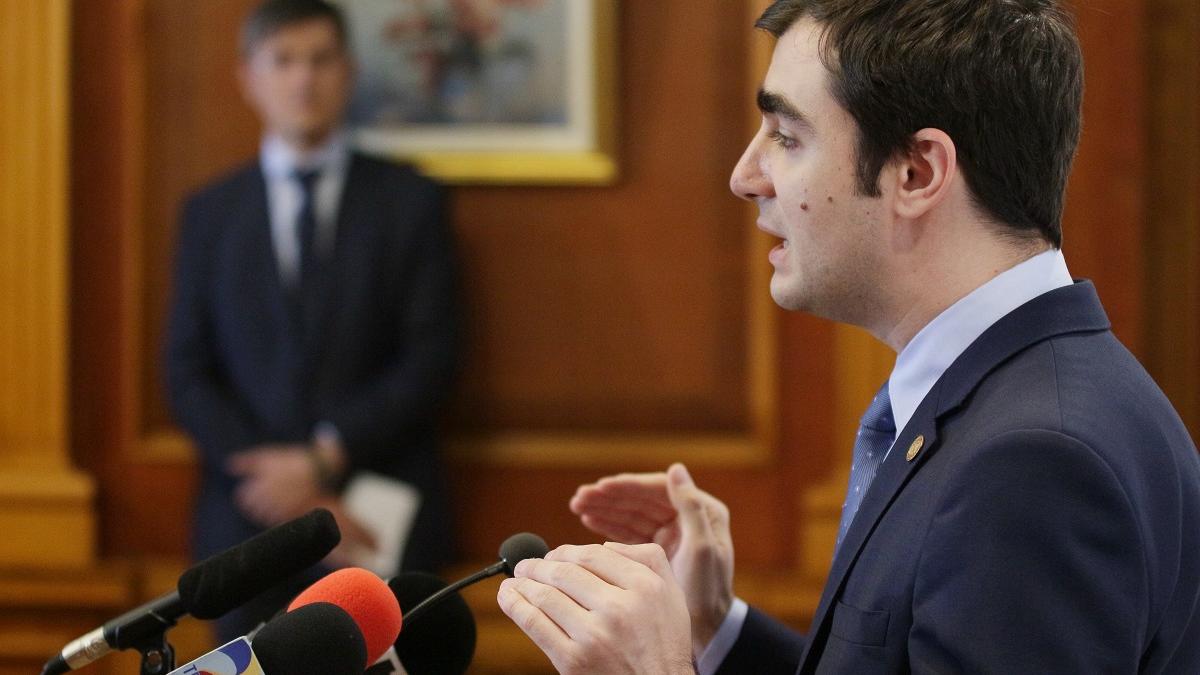 Parlamentar USR: Cei care au votat PNL au fost înșelați