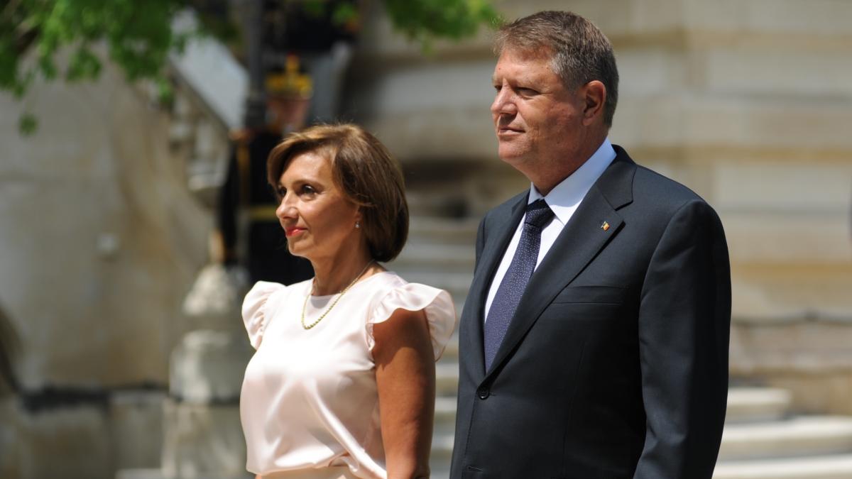 Vești bune pentru președintele Iohannis. Soția sa a moștenit un apartament