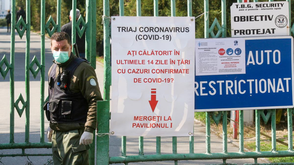 Nu mai sunt locuri pentru pacienții cu COVID-19 la Institutul "Matei Balș" din Capitală. Situații similare și în alte spitale