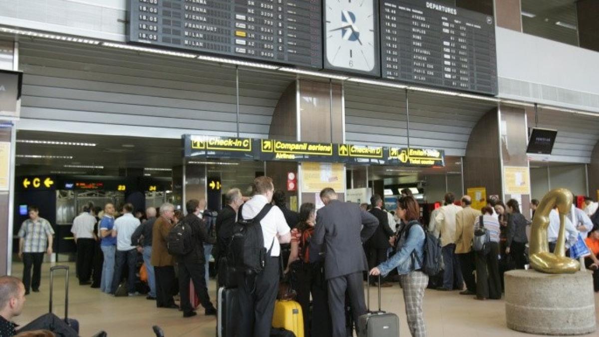 20 de persoane, arestate preventiv în dosarul produselor de lux furate de pe Otopeni