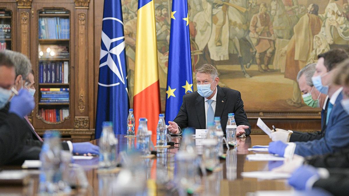 Surse: Redeschiderea restaurantelor nu s-ar mai aplica de la 1 iulie