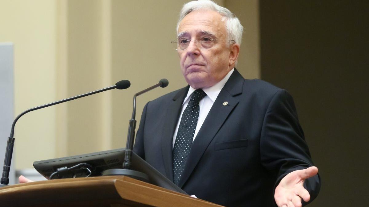 CNSAS: Mugur Isărescu a fost informator al Securității timp de 10 ani