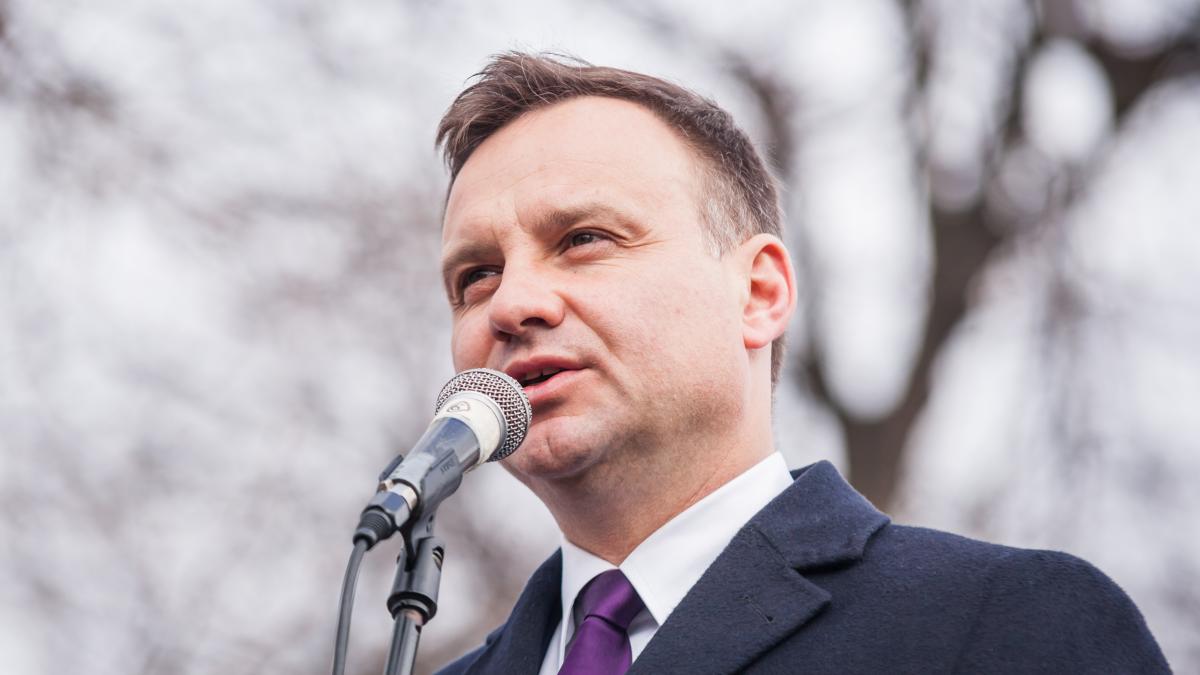 Andrzej Duda conduce în cursa prezidențială din Polonia