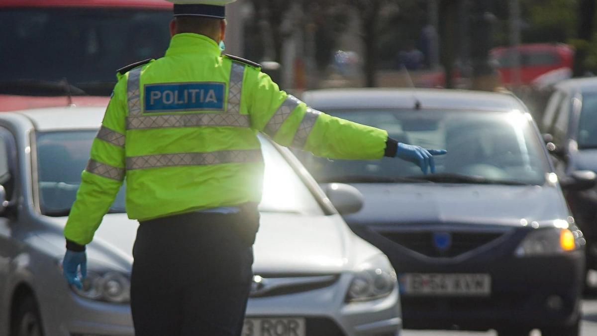 Doi deputați au făcut scandal într-un fast-food din Capitală. Au refuzat să poarte masca și a fost nevoie de intervenția Poliției