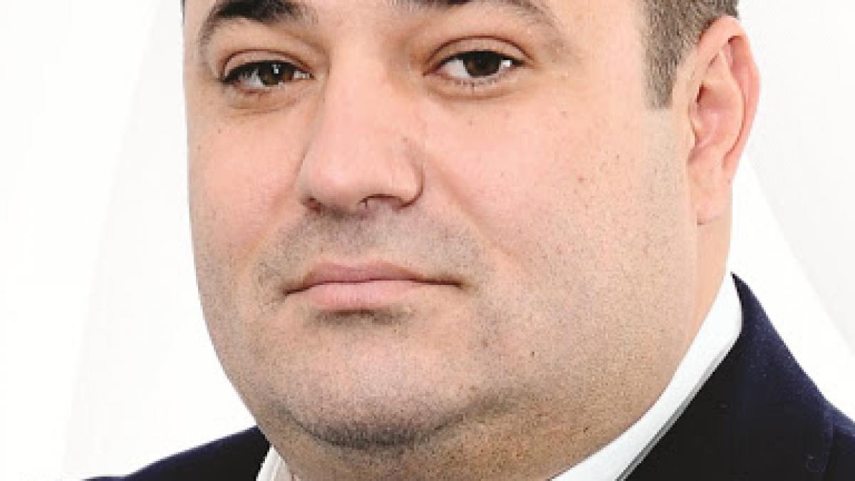 CNCD s-a autosesizat în cazul celor doi deputați PSD care au provocat un scandal într-un fast-food din București