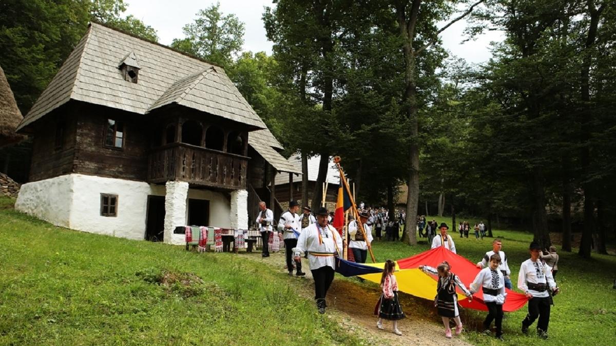 Zestrea minorităţilor etnice, la Muzeul ASTRA