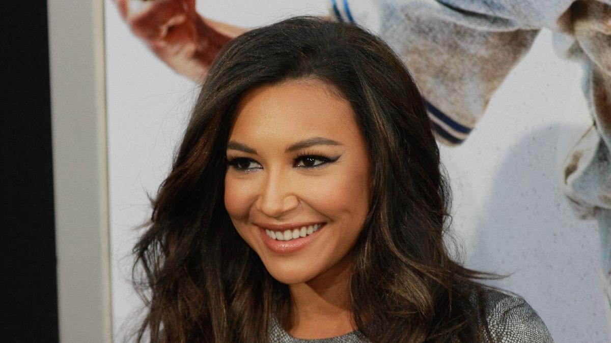 Actrița Naya Rivera, cunoscută din serialul „Glee”, s-a înecat după ce a reușit să-și salveze copilul