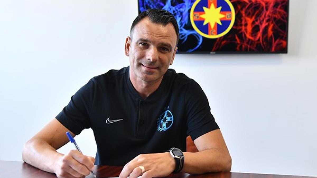 FCSB are un nou antrenor