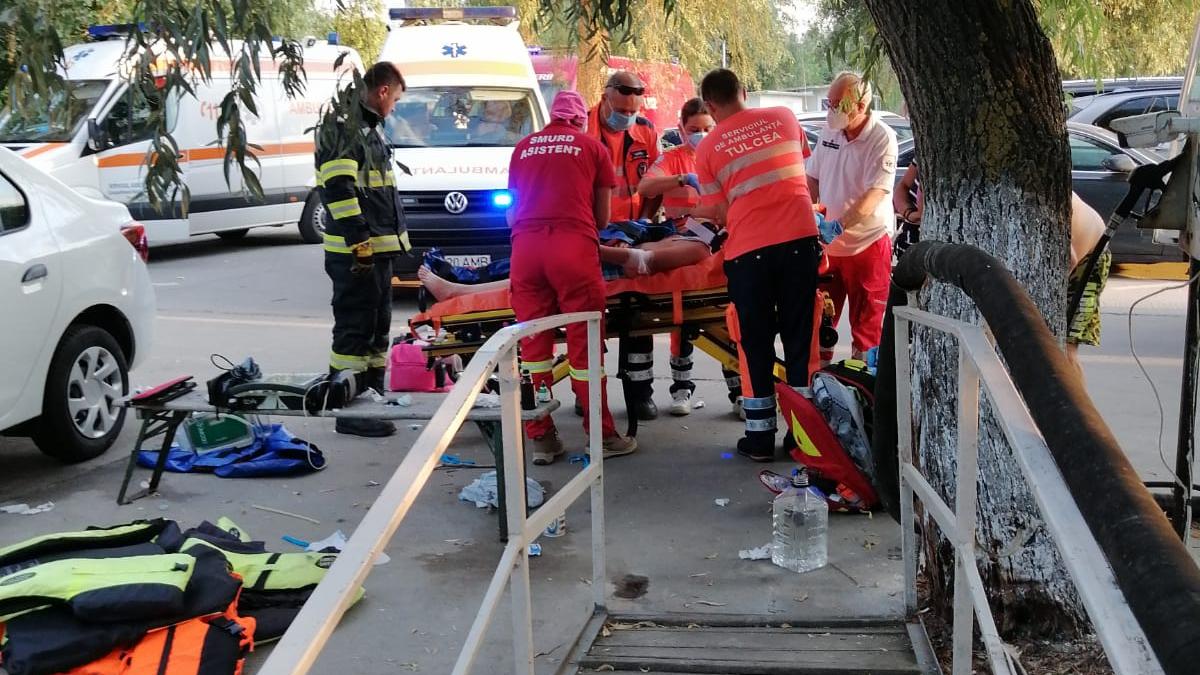 Accident naval în Tulcea, soldat cu persoane grav rănite, din cauza unui navigator băut