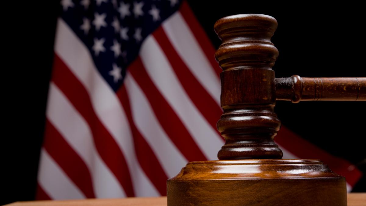 Secretarul american al Justiţiei, acuzat de încălcarea normelor democratice pentru a-l ajuta pe Trump