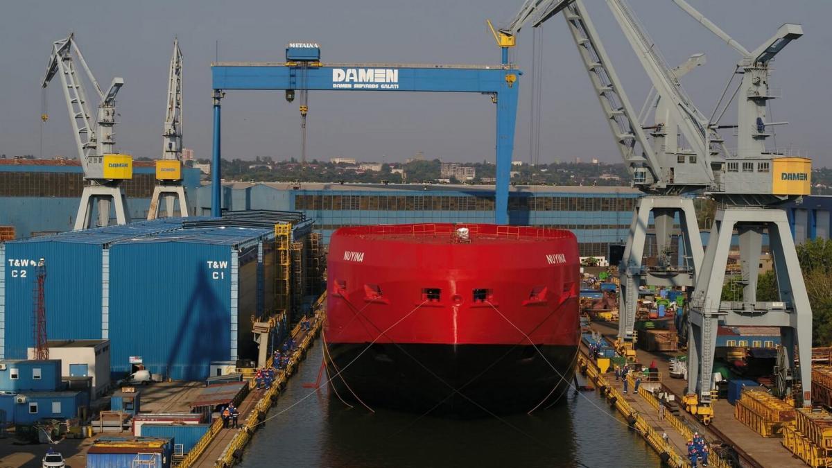 Damen anunță concedierea a sute de angajați de pe șantierele navale din România