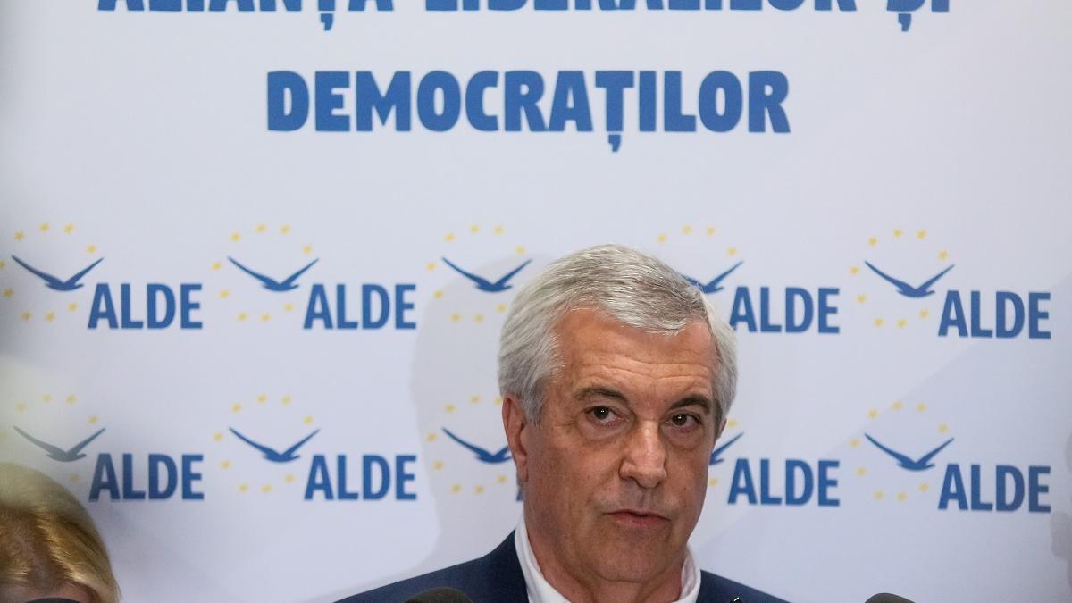 ALDE: Cu 2 miliarde de lei dosite pentru primarii PSD, Guvernul să cumpere măști la copii