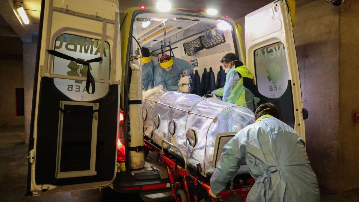 Un nou record negru: 53 de decese înregistrate într-o singură zi din cauza COVID-19 