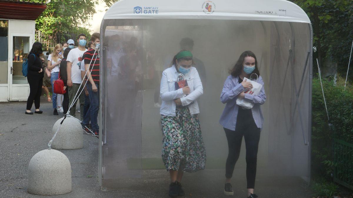 Elevii susțin astăzi proba scrisă la alegere a profilului la examenul de bacalaureat