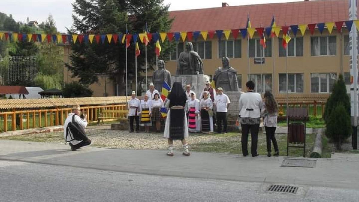 Comunități organizate la Căminul cultural, în Apuseni