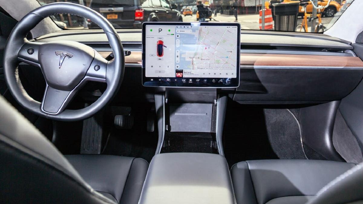 Facelift la Model 3