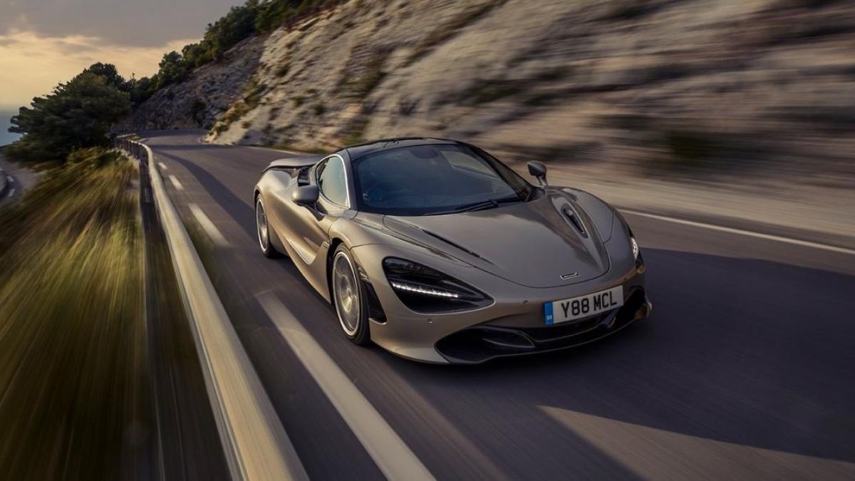 McLaren, în picaj