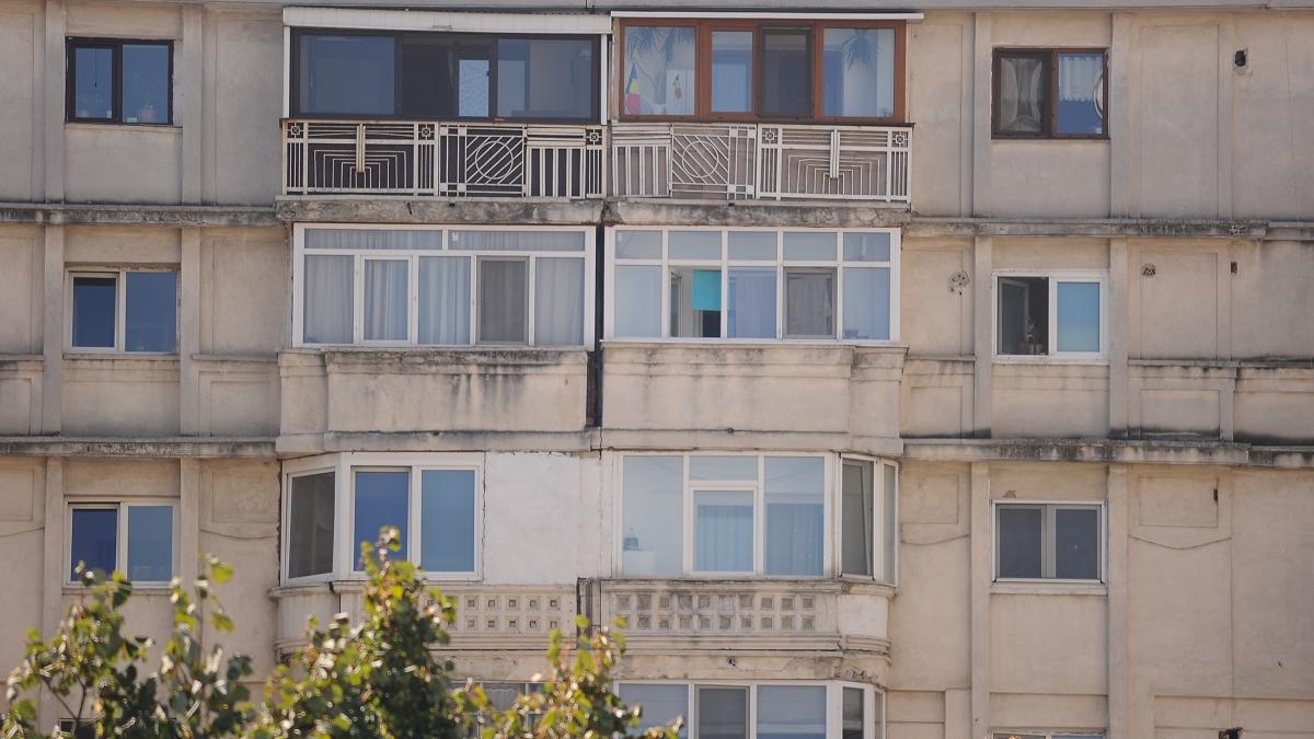 Două camere pe un an, vedeta pieței chiriilor