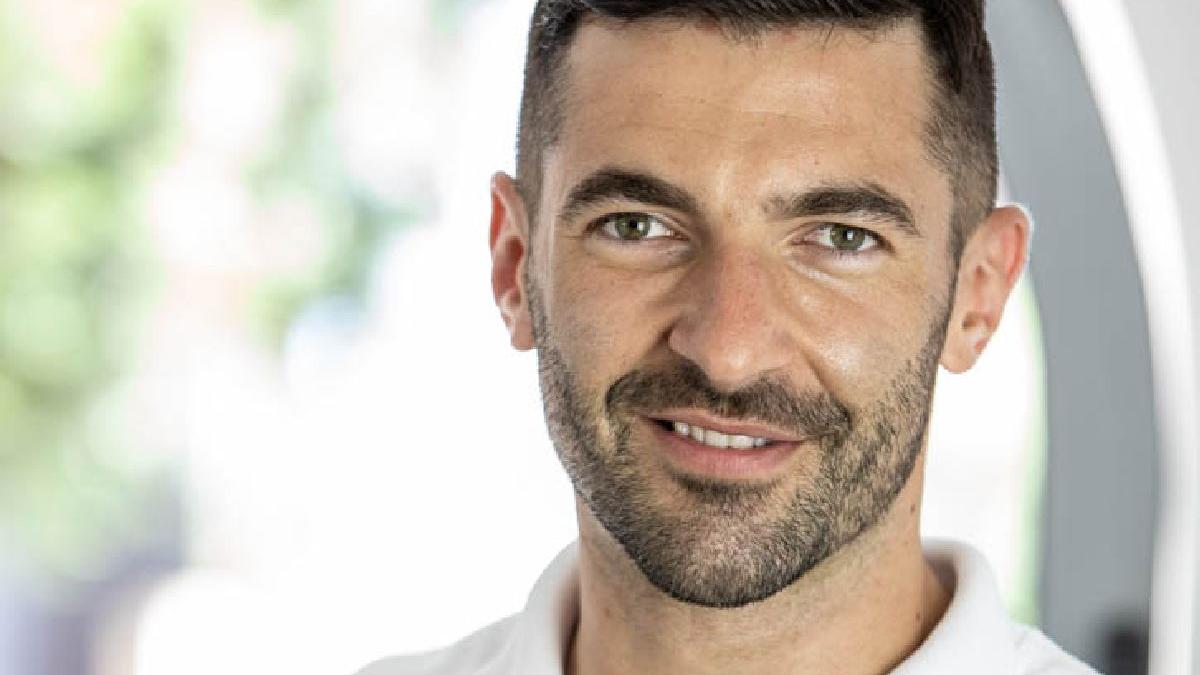Dr Andrei Constantinovici îți răspunde la 7 întrebări despre implantul dentar