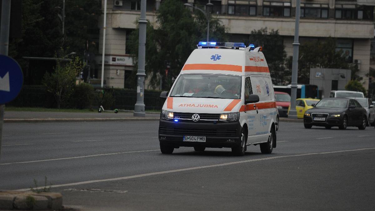 Protest național și grevă japoneză, la Ambulanță