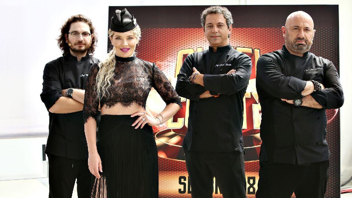 S-au oferit primele tunici la Chefi la cuţite, iar chefii au aflat „semnele” echipelor.  Emisiunea, lider de audienţă pe publicul comercial şi urban