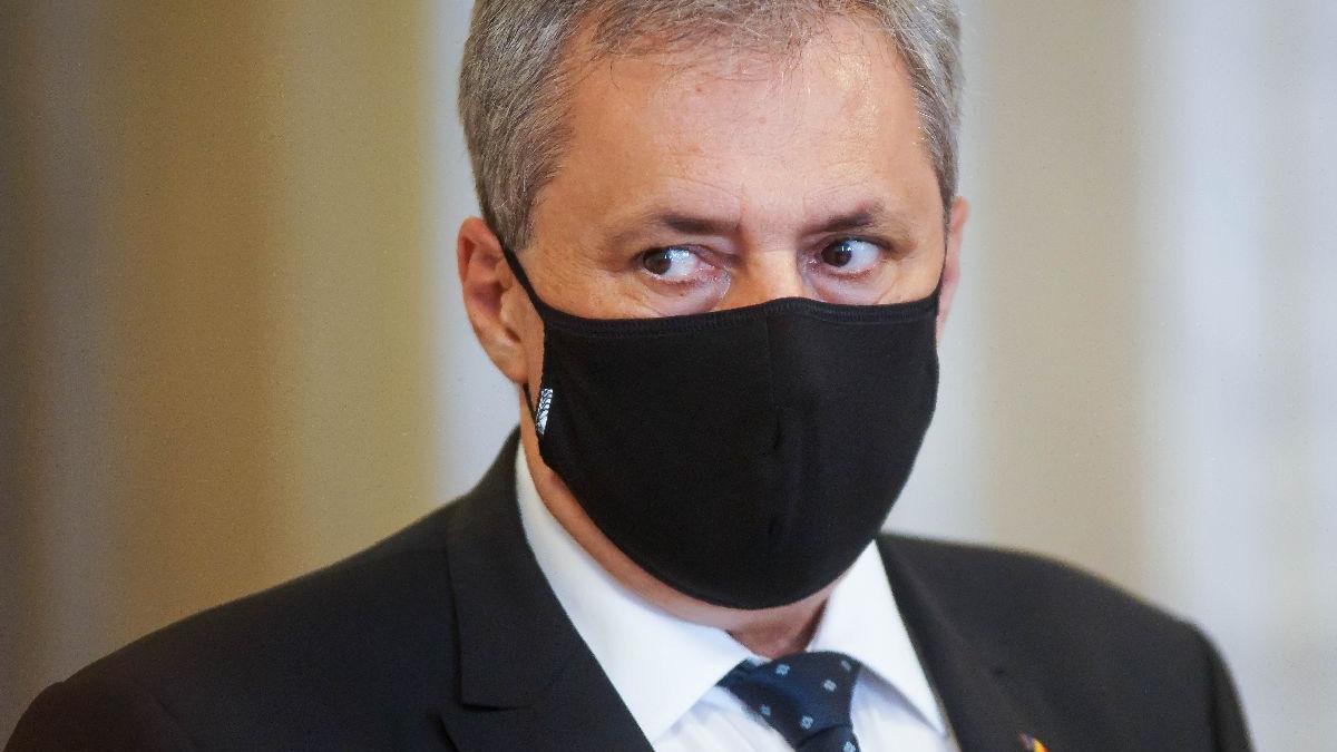 Vela, mesaj ionic pentru interlopi după Ziua Z: Rămâne cum am stabilit