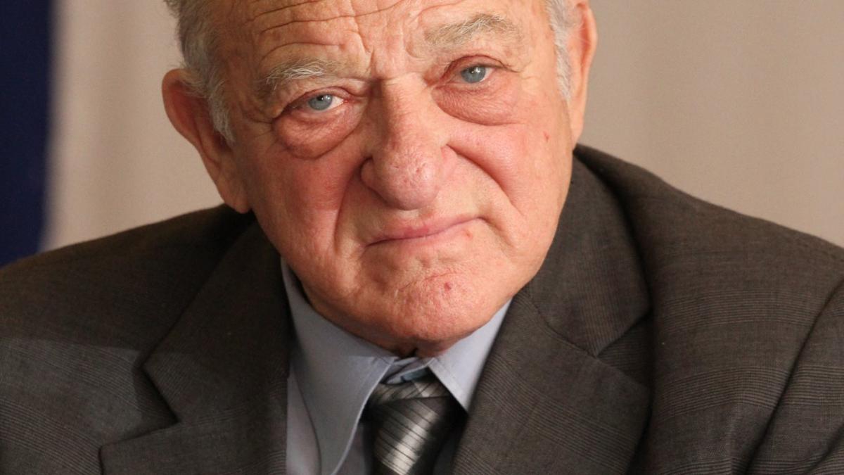 Aurel Vainer: Atacul lui Bădulescu la adresa președintelui Iohannis, naționalist și retrograd