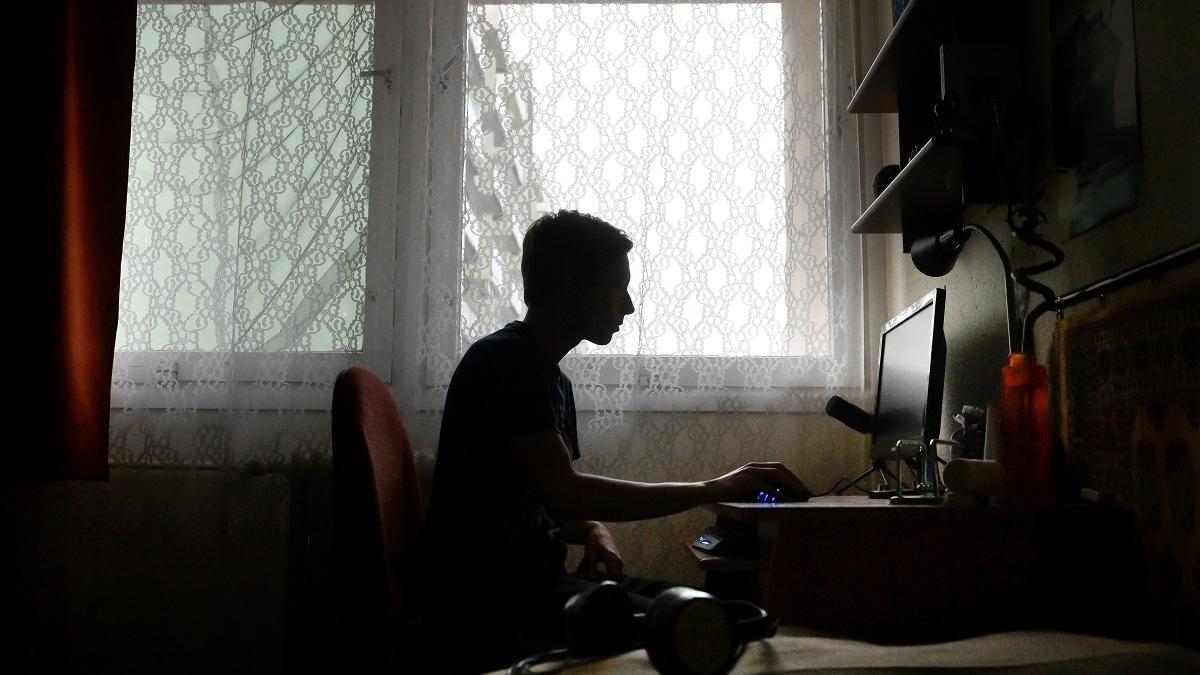 Școala online, mai mult prin corespondență, din șopron