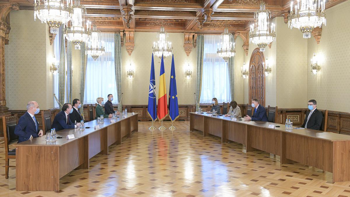 incep consultarile de la cotroceni pentru alegerea premierului primii la discutii cei de la psd iohannis trebuie sa inteleaga ca a pierdut alegerile