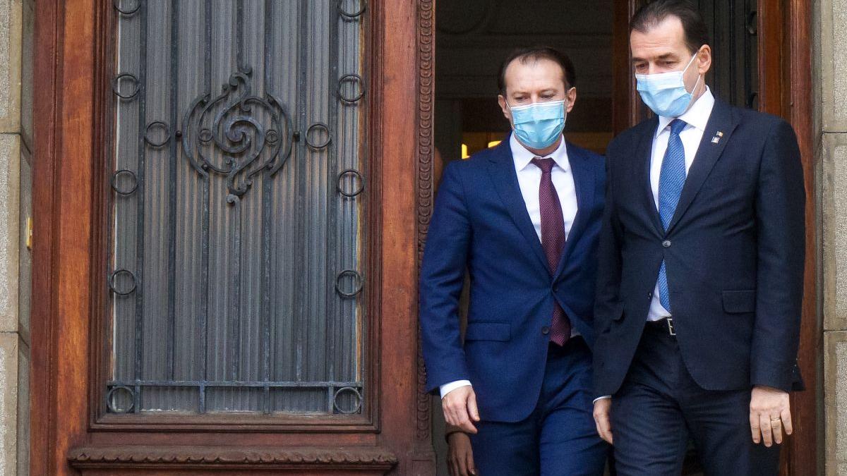 PNL - USR PLUS - UDMR reiau negocierile pentru formarea noului Guvern