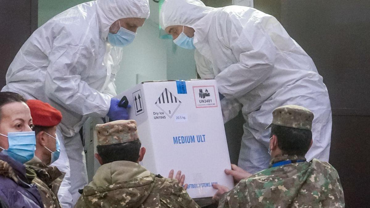 Următoarea tranșă de vaccin va sosi marți în România. Dozele vor fi distribuite în șapte orașe