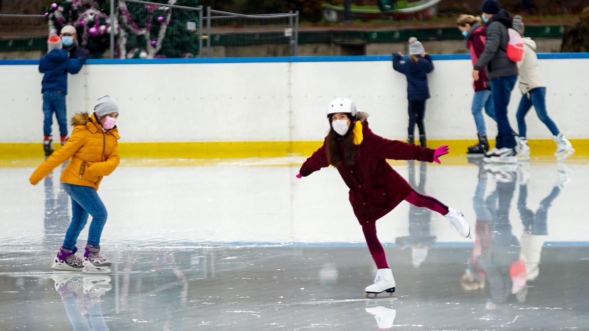 Distracţie la patinoar