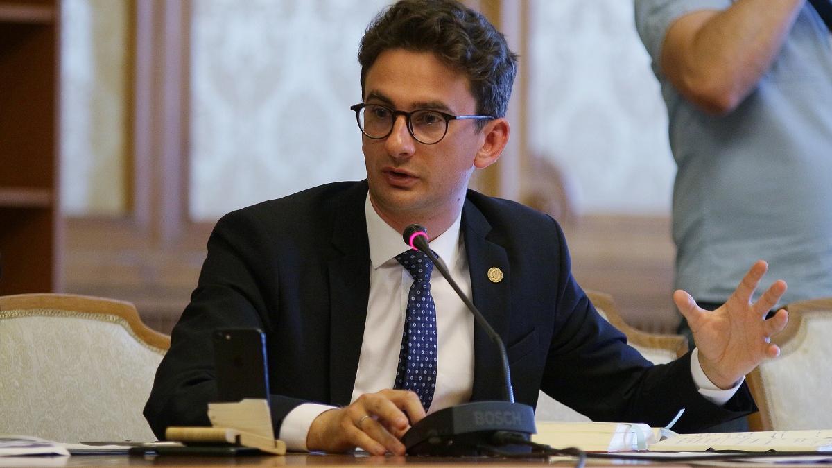 Reacția Radio România Actualități la acuzațiile deputatului Iulian Bulai. „Niciuna dintre afirmațiile domniei sale legate de activitatea RRA nu se confirmă”