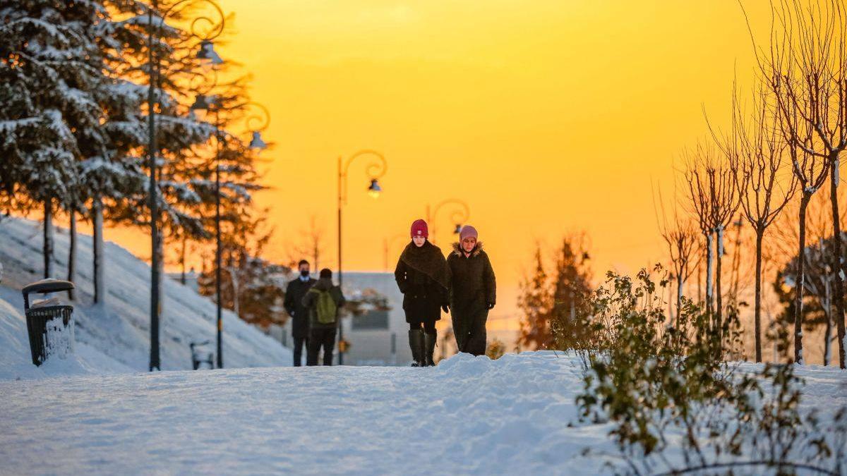 Horoscop de weekend, 23 - 24 ianuarie. Săgetătorii încep să acorde mai multă atenție sănătății