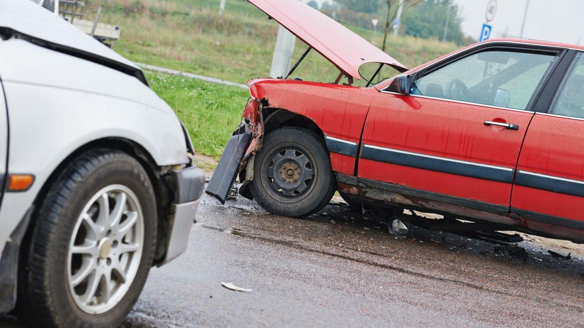 Cât de repede plătesc asigurătorii un dosar de daună RCA: între 2,75 de zile şi 36 de zile