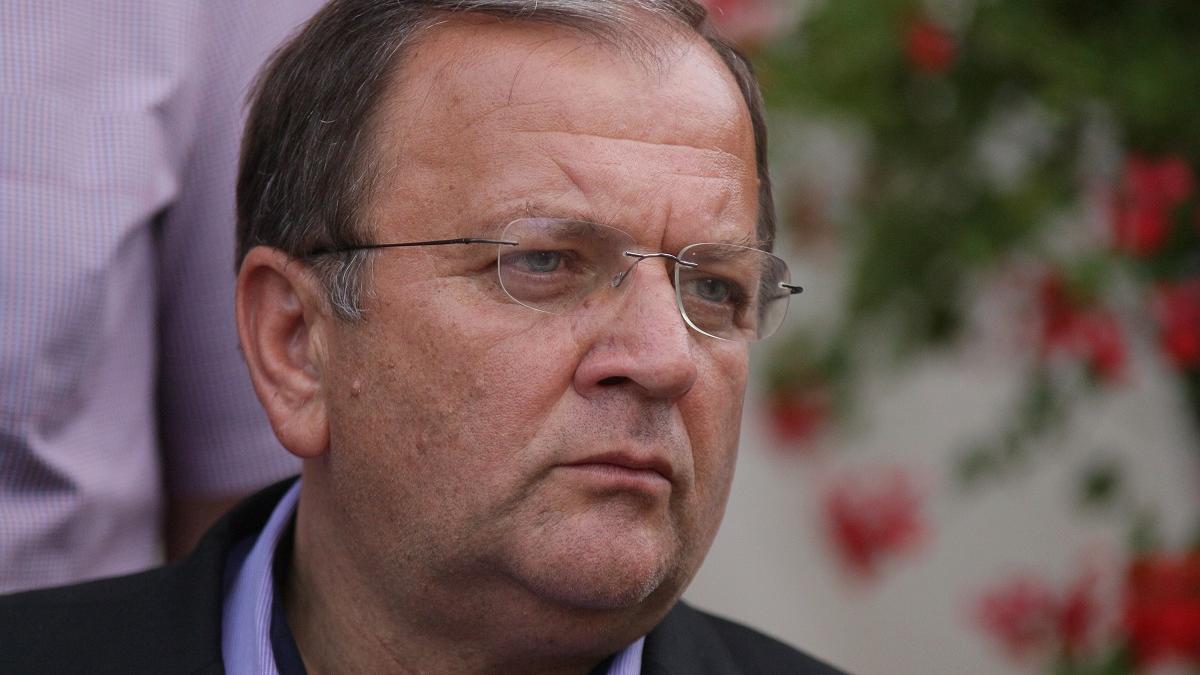 Flutur: Căutăm soluţii pentru relocarea birourilor afectate de intervenţia la incendiul din CJ şi Prefectură