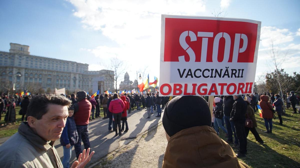7.000 de lei amendă după protestul din centrul Capitalei, fără respectarea regulilor