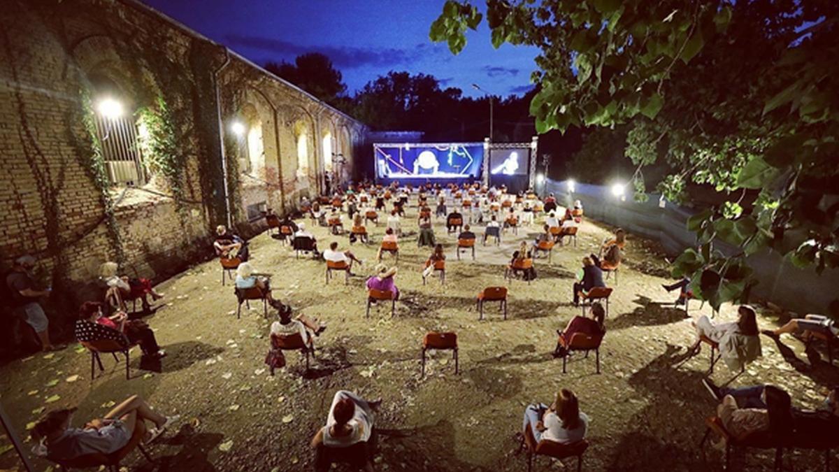 Cum ar putea să se desfășoare concertele și spectacolele în 2021. Propunerile înainte de ministrul Culturii