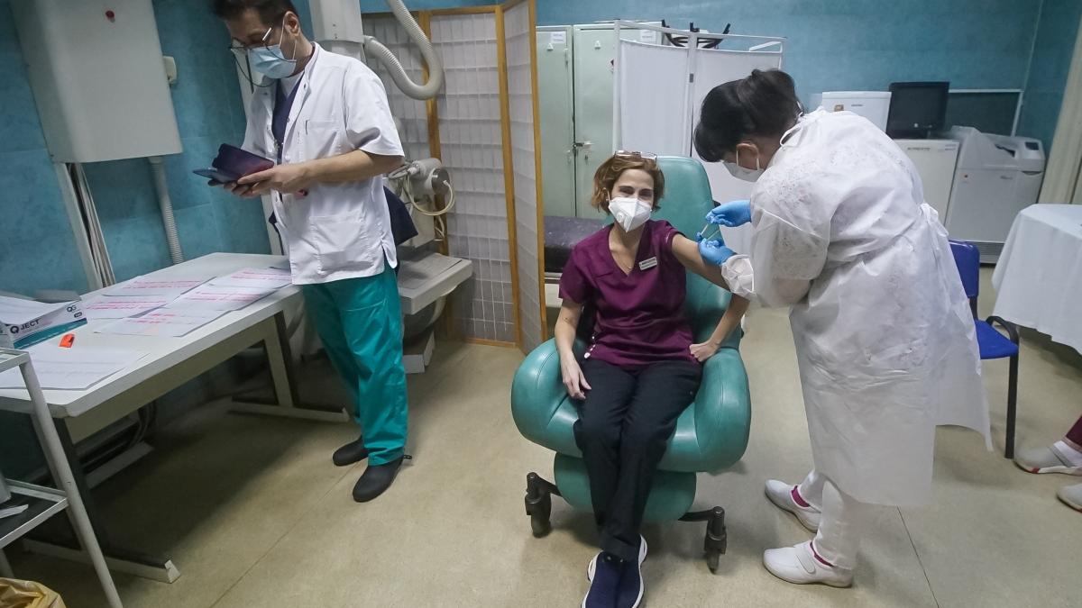 România pierde războiul cu SARS-CoV-2