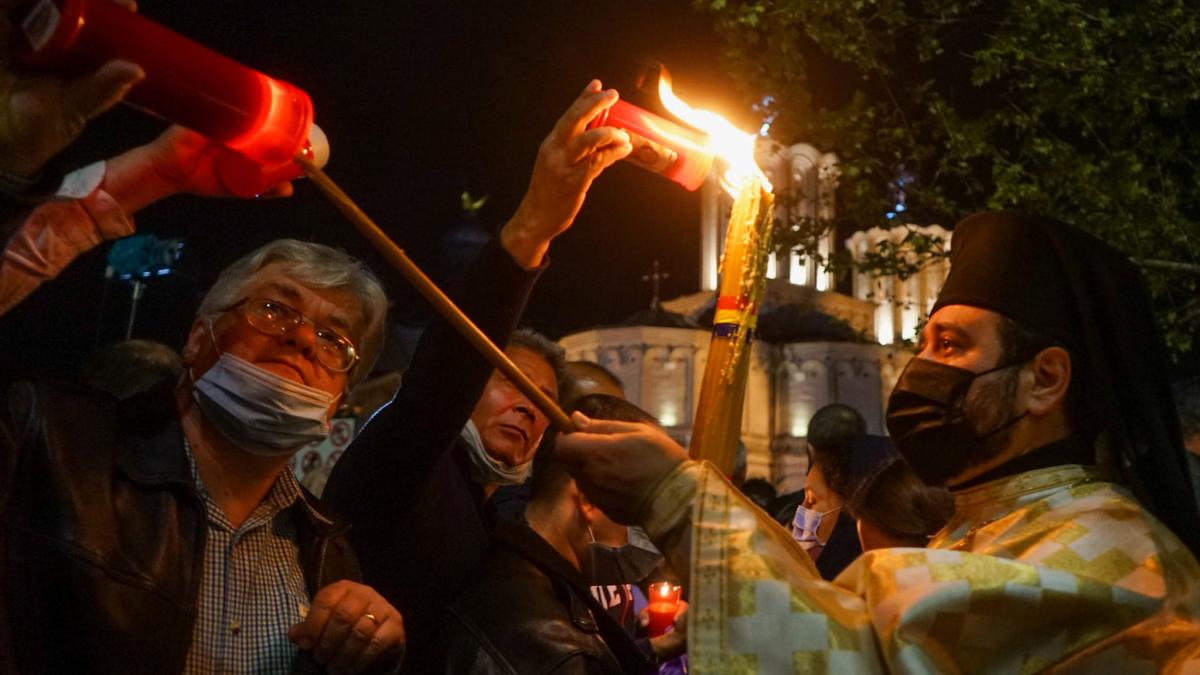 Invierea Domnului, sărbătoarea luminii şi a bucuriei