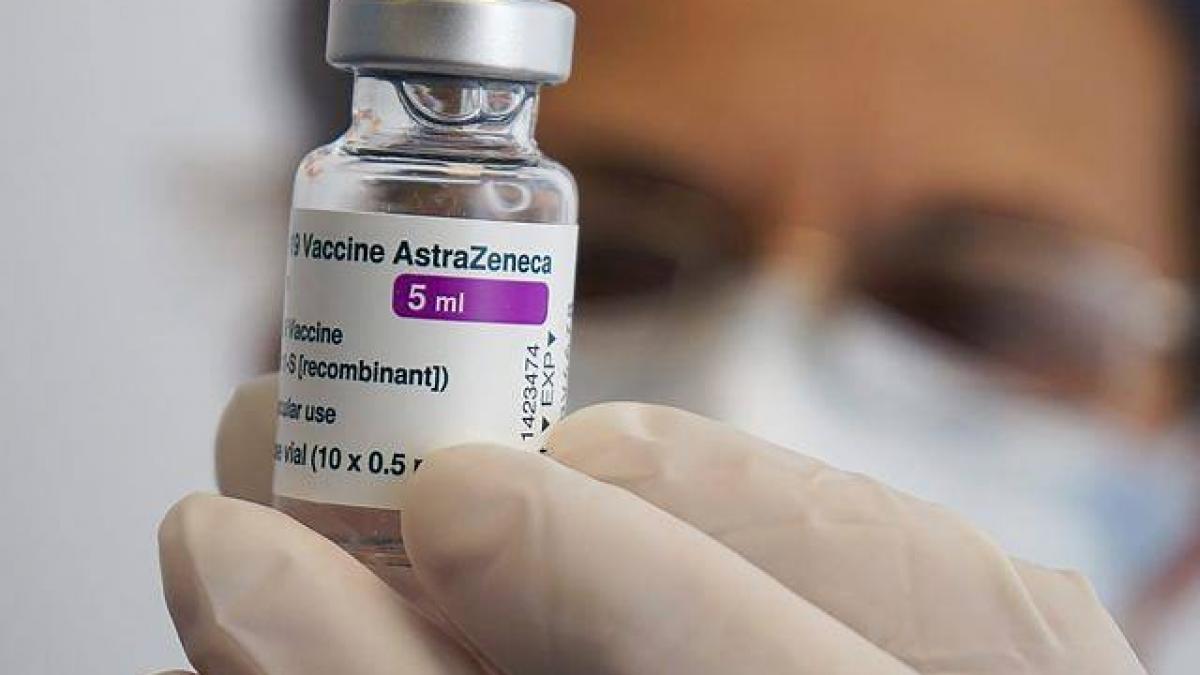 Slovacia a suspendat vaccinările cu prima doză de AstraZeneca, după decesul unui pacient