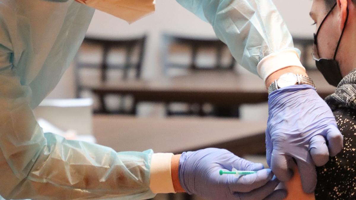 Peste 55.000 de români s-au vaccinat în ultimele 24 de ore