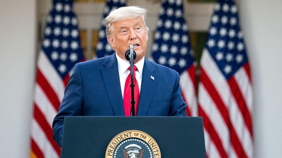 Trump, în război cu Facebook