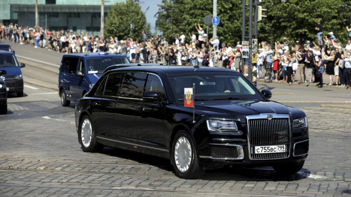 Cât costă limuzina lui Putin