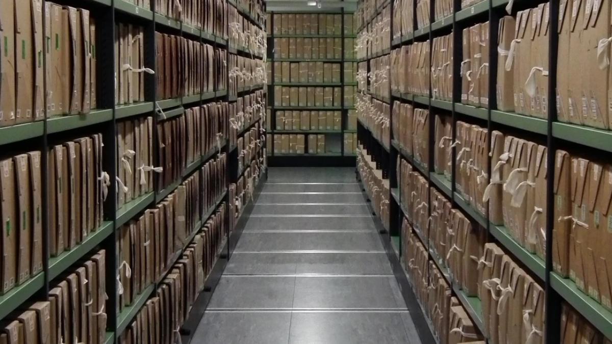 Arhivele Naționale se digitalizează. Peste patru milioane de documente scanate via… UDMR