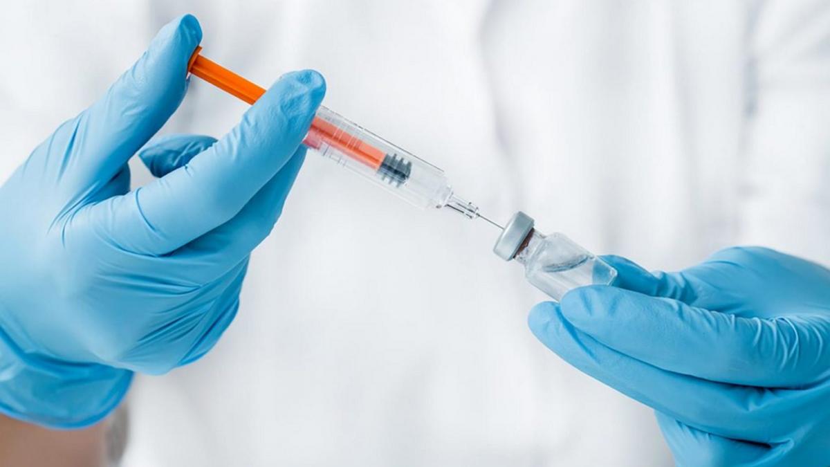 Centru mobil de vaccinare împotriva COVID-19, vineri şi sâmbătă, la Piaţa Veteranilor
