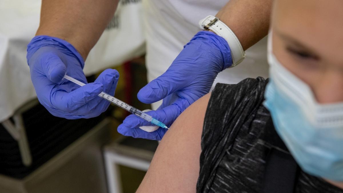 Peste 16.000 de români vaccinați în ultimele 24 de ore